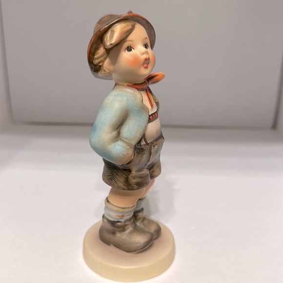 💙TM3 ‘Brother’ Hummel Goebel #95 - Picture 3 of 8